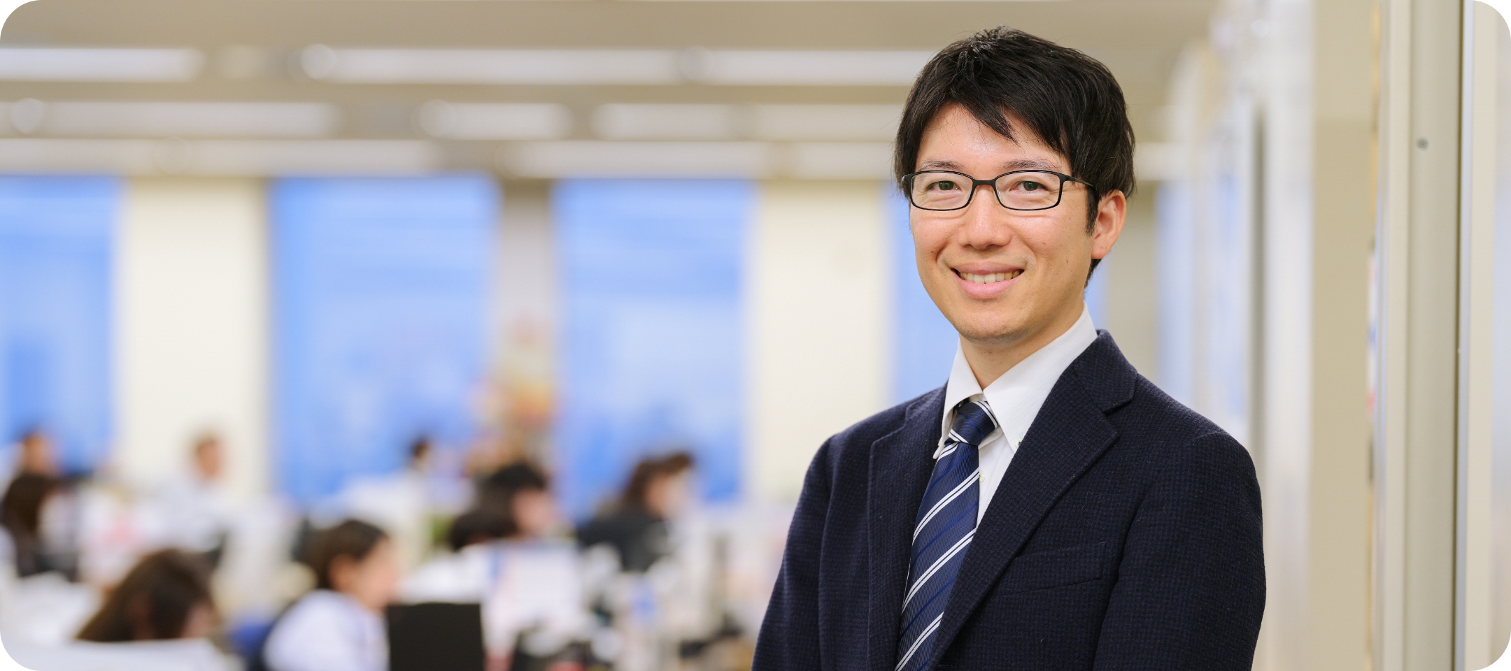 生産部門：本社 マーケティング部 商品開発課